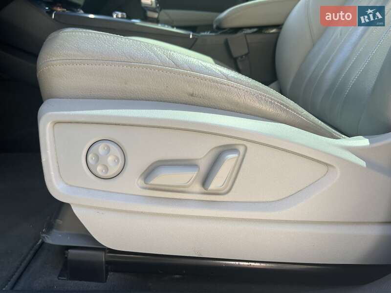 Позашляховик / Кросовер Audi Q5 2017 в Львові