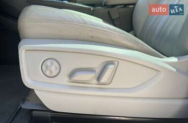 Внедорожник / Кроссовер Audi Q5 2017 в 