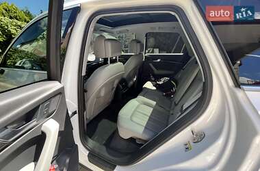 Внедорожник / Кроссовер Audi Q5 2017 в 