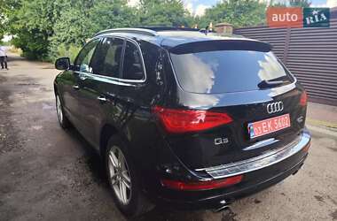 Внедорожник / Кроссовер Audi Q5 2015 в 