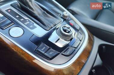 Внедорожник / Кроссовер Audi Q5 2015 в 