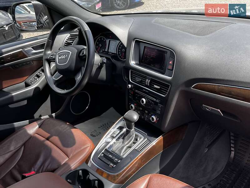 Позашляховик / Кросовер Audi Q5 2014 в Луцьку