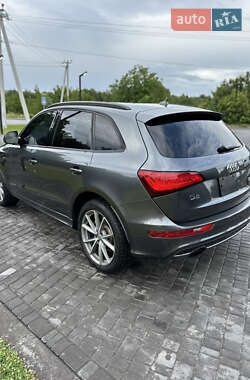 Внедорожник / Кроссовер Audi Q5 2015 в 