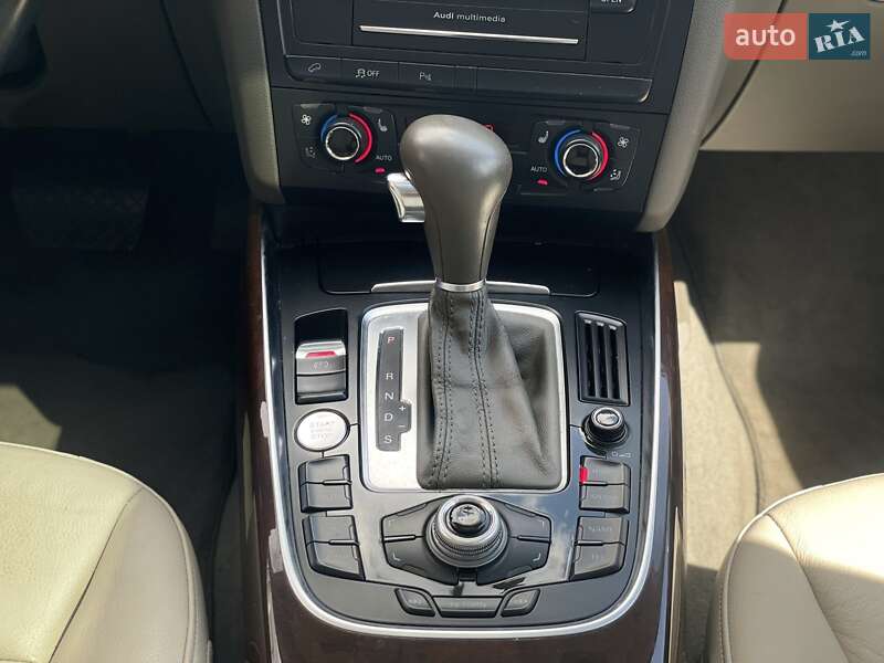 Позашляховик / Кросовер Audi Q5 2012 в Дніпрі