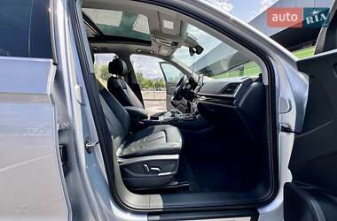Позашляховик / Кросовер Audi Q5 2018 в 
