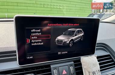 Позашляховик / Кросовер Audi Q5 2018 в 