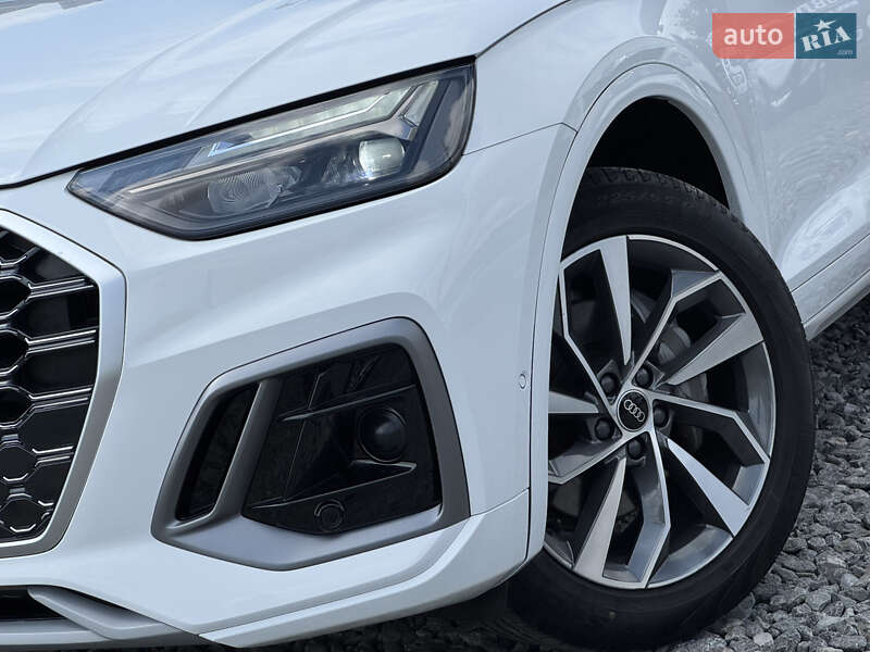 Позашляховик / Кросовер Audi Q5 2020 в Стрию