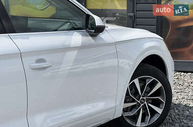 Внедорожник / Кроссовер Audi Q5 2020 в 