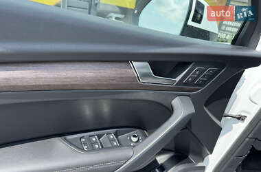 Внедорожник / Кроссовер Audi Q5 2020 в 