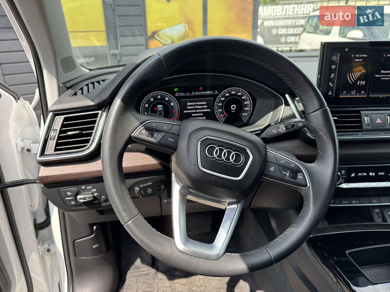 Позашляховик / Кросовер Audi Q5 2020 в Стрию