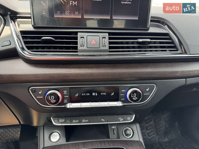 Позашляховик / Кросовер Audi Q5 2020 в Стрию