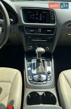 Внедорожник / Кроссовер Audi Q5 2015 в 