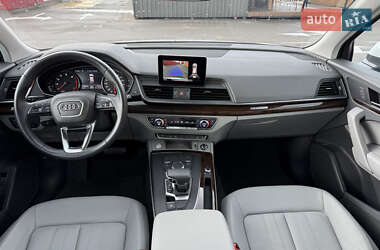 Внедорожник / Кроссовер Audi Q5 2019 в 