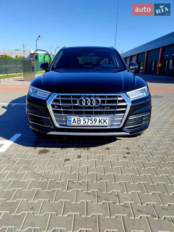 Внедорожник / Кроссовер Audi Q5 2019 в 