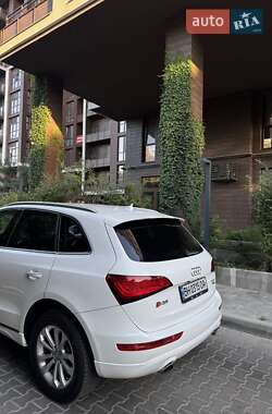 Внедорожник / Кроссовер Audi Q5 2015 в 