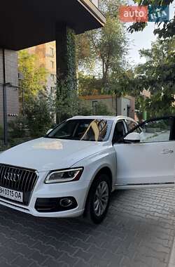 Внедорожник / Кроссовер Audi Q5 2015 в 