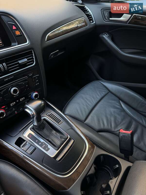 Позашляховик / Кросовер Audi Q5 2015 в Болграді