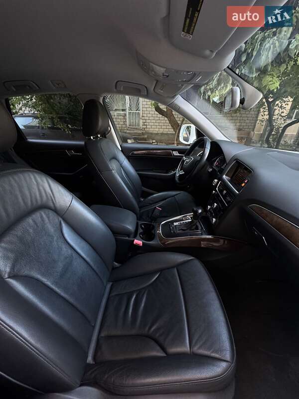 Позашляховик / Кросовер Audi Q5 2015 в Болграді