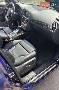 Внедорожник / Кроссовер Audi Q5 2015 в 