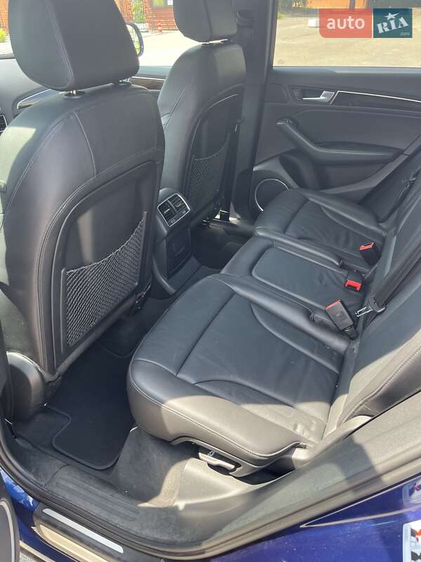 Внедорожник / Кроссовер Audi Q5 2015 в Киеве