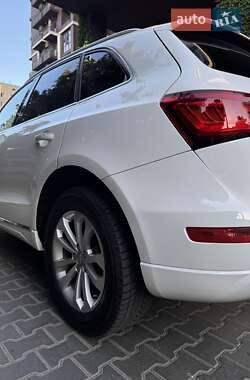 Позашляховик / Кросовер Audi Q5 2015 в Болграді