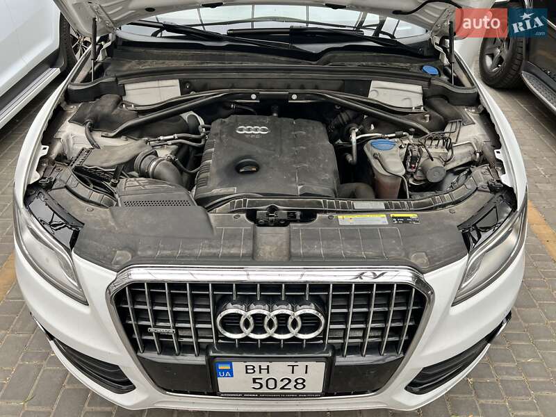 Внедорожник / Кроссовер Audi Q5 2012 в Одессе