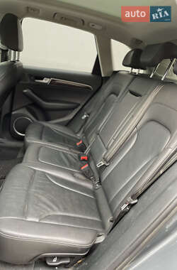 Внедорожник / Кроссовер Audi Q5 2016 в 