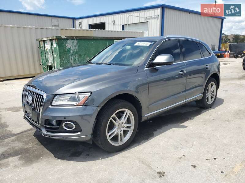 Внедорожник / Кроссовер Audi Q5 2016 в 