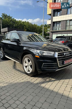 Позашляховик / Кросовер Audi Q5 2018 в Львові
