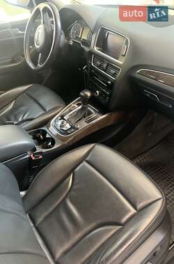 Внедорожник / Кроссовер Audi Q5 2013 в 