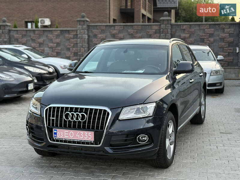 Внедорожник / Кроссовер Audi Q5 2016 в 