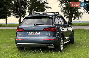 Внедорожник / Кроссовер Audi Q5 2017 в 