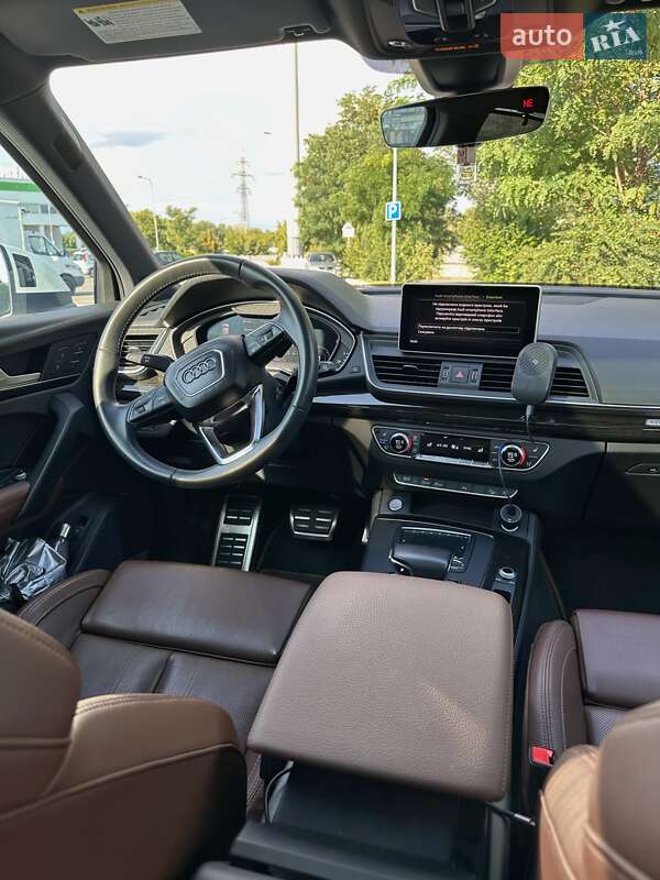 Внедорожник / Кроссовер Audi Q5 2017 в Киеве