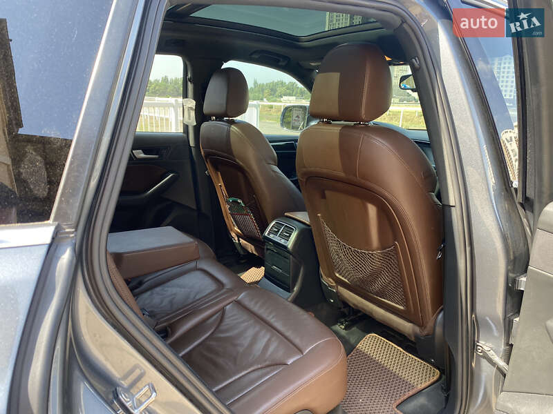 Внедорожник / Кроссовер Audi Q5 2012 в Одессе