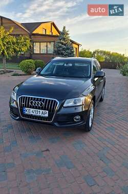 Внедорожник / Кроссовер Audi Q5 2015 в 