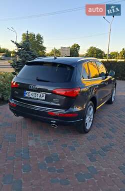 Внедорожник / Кроссовер Audi Q5 2015 в 