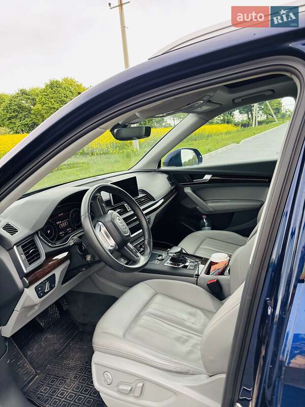 Внедорожник / Кроссовер Audi Q5 2019 в Львове фото 16 Внедорожник / Кроссовер Audi Q5 2019 в Львове