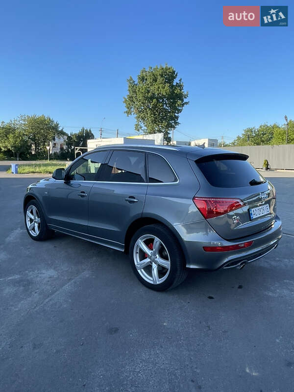 Внедорожник / Кроссовер Audi Q5 2011 в Виноградове