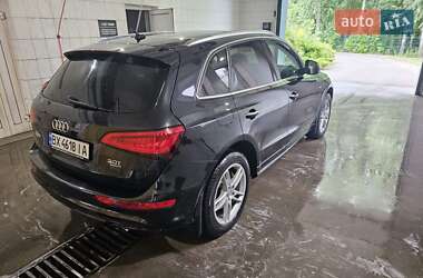 Внедорожник / Кроссовер Audi Q5 2015 в 