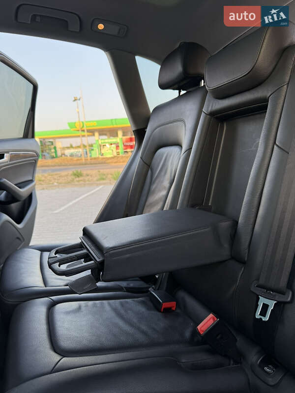 Позашляховик / Кросовер Audi Q5 2016 в Вознесенську