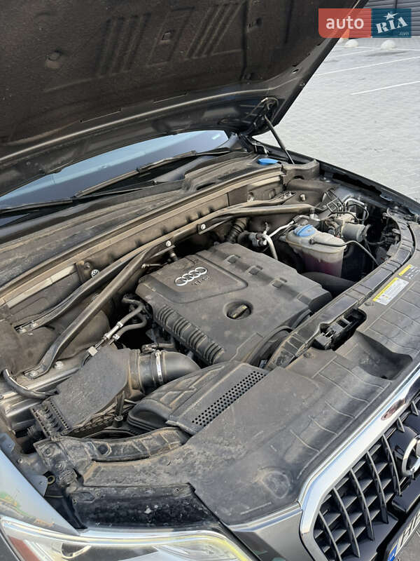 Позашляховик / Кросовер Audi Q5 2016 в Вознесенську