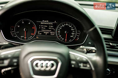 Внедорожник / Кроссовер Audi Q5 2017 в 