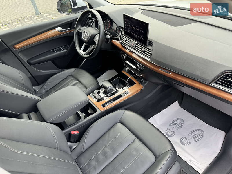 Внедорожник / Кроссовер Audi Q5 2020 в Стрые