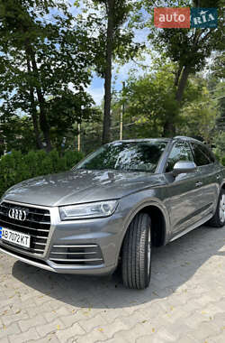 Внедорожник / Кроссовер Audi Q5 2017 в Виннице