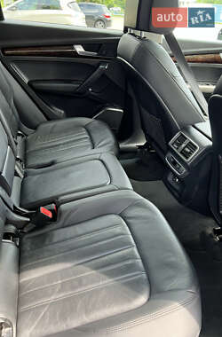 Внедорожник / Кроссовер Audi Q5 2017 в 
