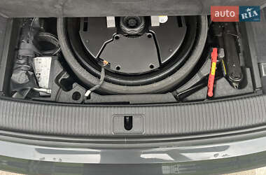 Внедорожник / Кроссовер Audi Q5 2021 в 