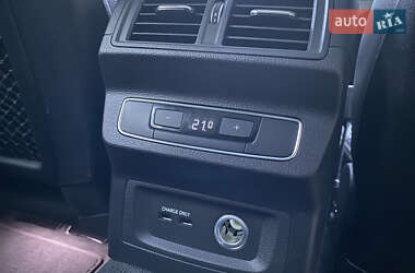 Внедорожник / Кроссовер Audi Q5 2019 в 