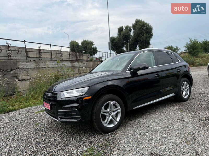Позашляховик / Кросовер Audi Q5 2017 в Києві