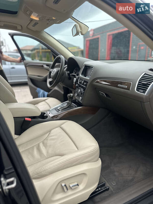 Позашляховик / Кросовер Audi Q5 2016 в Києві