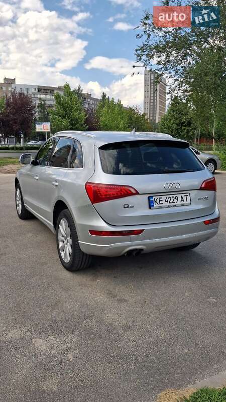 Внедорожник / Кроссовер Audi Q5 2009 в Зачепиловке